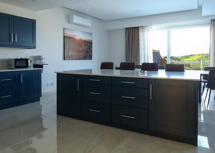 Magnifica With Jacuzzi Hot Tub And Pool Xagħra