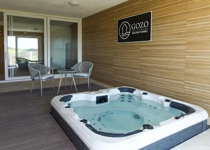 Magnifica With Jacuzzi Hot Tub And Pool בית נופש *