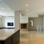 Magnifica With Jacuzzi Hot Tub And Pool Holiday home Xaghra