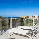 Holiday home Magnifica With Jacuzzi Hot Tub And Pool *