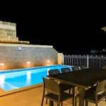 Magnifica With Jacuzzi Hot Tub And Pool *