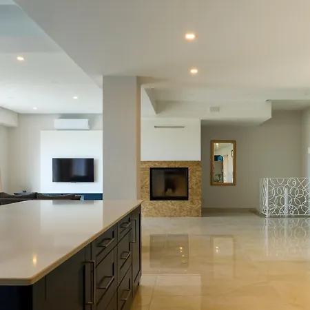 Magnifica With Jacuzzi Hot Tub And Pool Semesterbostad Xagħra