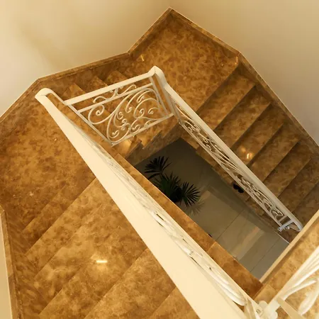 Vakantiehuis Magnifica With Jacuzzi Hot Tub And Pool