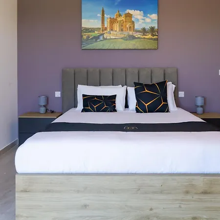Magnifica With Jacuzzi Hot Tub And Pool Semesterbostad Xagħra