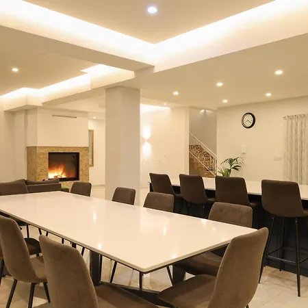 Vakantiehuis Magnifica With Jacuzzi Hot Tub And Pool *