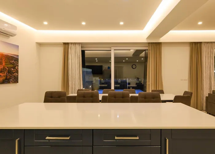 Magnifica With Jacuzzi Hot Tub And Pool Σπίτι διακοπών